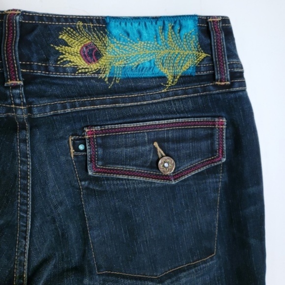 Tommy Bahama RELAXED BOOTCUT Embellished Jeans 6 R - Picture 3 of 8